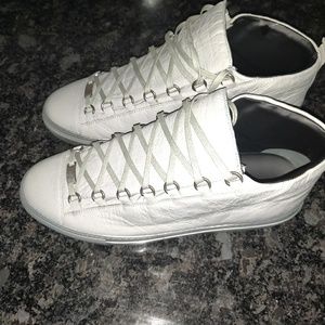 Brand New Balenciaga(unworned)